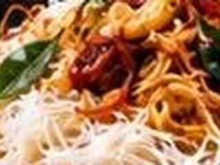 Biryani cu String Hoppers