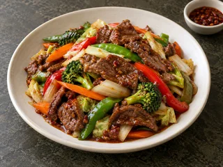 Chopsuey cu vită BBQ chili