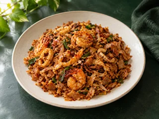 Kottu Schezwan cu fructe de mare