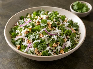 Salată de coriandru cu nucă de cocos